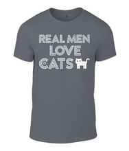 Short sleeve t-shirt - Real Men Love Cats